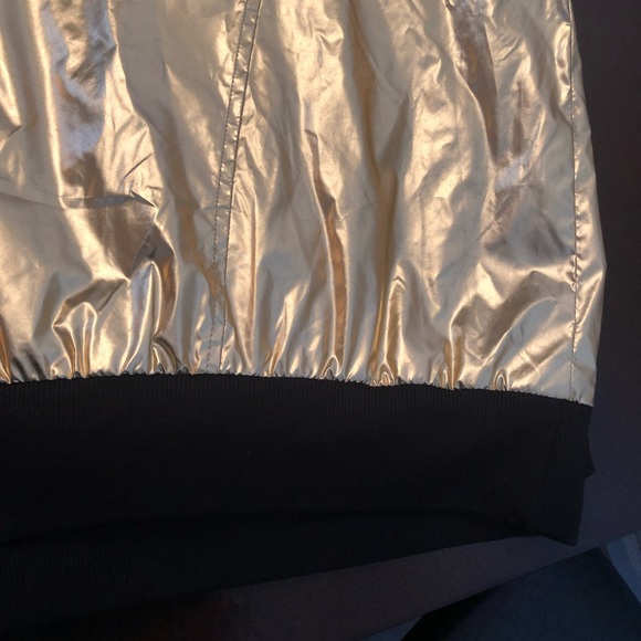 XERSION  Jacket 🧥 - Picture 5 of 8